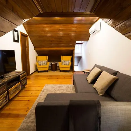 Ola - Terrace Castelo Vi Apartment *