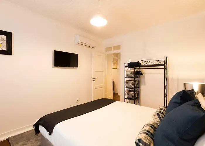 Ola - Terrace Castelo Vi * Lisboa